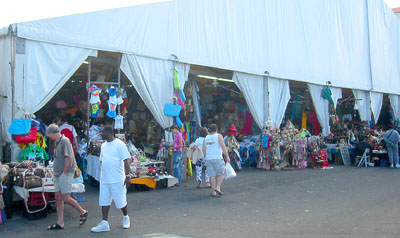 [ Nassau straw market ]