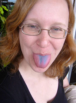 [ Blue tongue ]