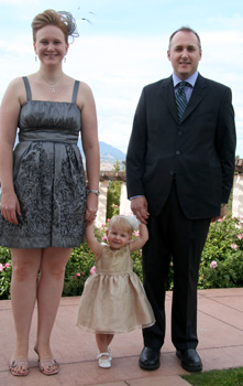 [ Uncomfortable family shot ]