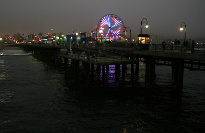 [ Ferris wheel on Santa Monica pier ]