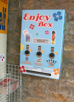 [ The enjoy box ]