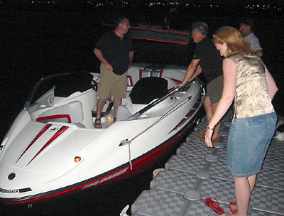 [ After-dinner boat ride ]