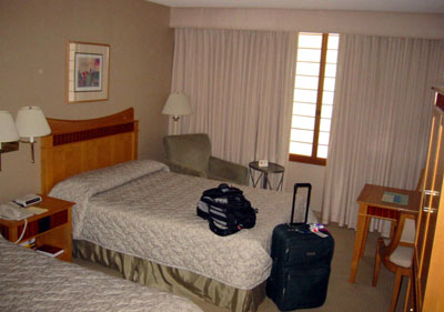 [ Hotel room ]