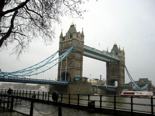 [ Tower Bridge ]