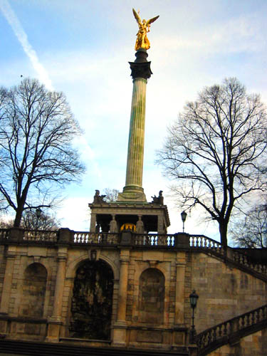 [ Friedensengel ]