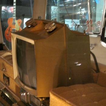 [ Elvis' gold-plated TV ]