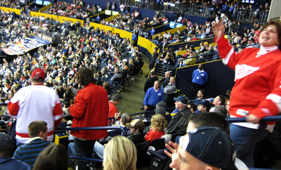 [ Red Wings fans leave the game ]