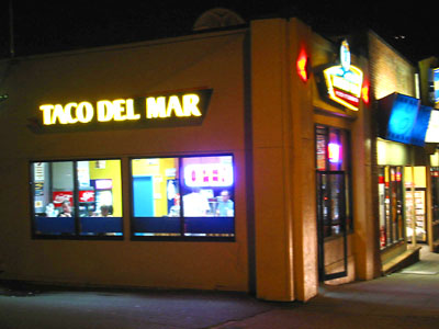 [ Taco del Mar 

]