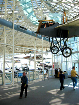 [ Older aircraft 

]