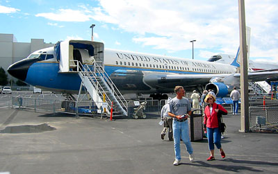 [ Old Air Force One 

]