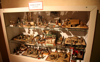 [ Army figurines ]